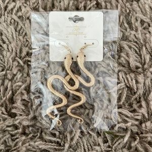 Fashion Gold Snake Earrings